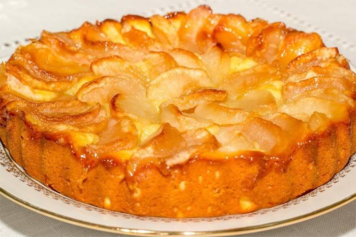 Pastel de requesón con manzanas