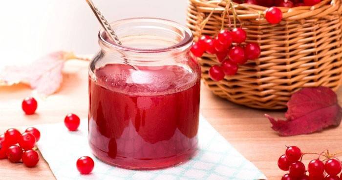 Geléia de frutas vermelhas de viburnum