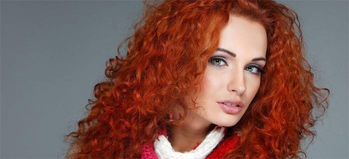 Menina ruiva