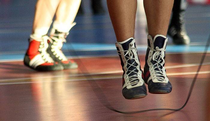 Exercícios de pular corda: saltos regulares
