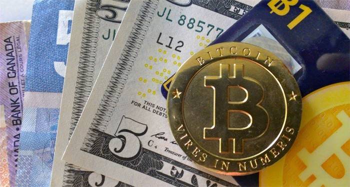 Jeden bitcoin
