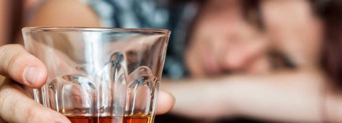 El alcohol daña el cuerpo femenino
