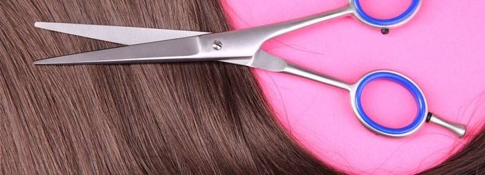 Corte de pelo a altas horas de la noche