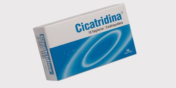 Velas de Cicatridine da secura na zona íntima em mulheres