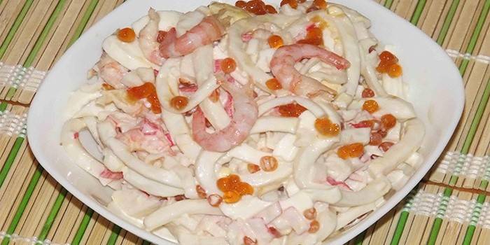 Ensalada de dieta de camarones y cangrejo