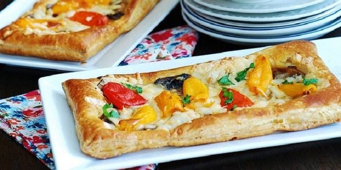 Pizza de massa folhada