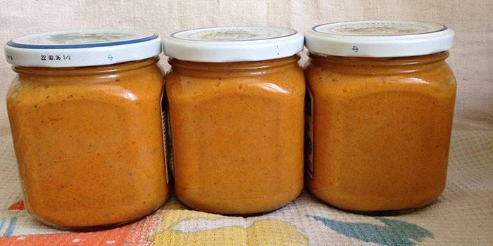 Caviar com alho e tomate