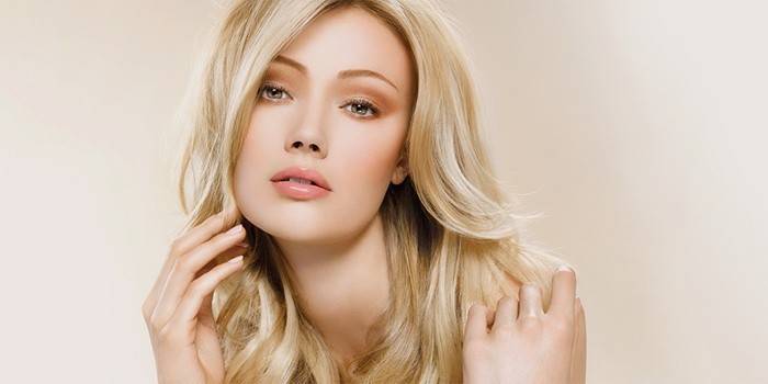 Makijaż na dzień dla blondynki