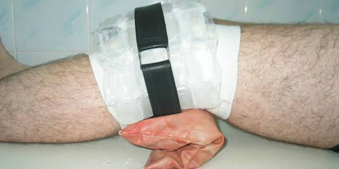 Compressa fria para a prevenção da doença de Schlatter