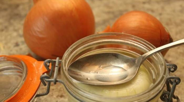 Cibuľa a cukrový sirup na kašeľ
