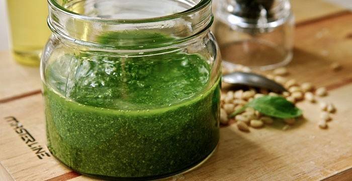Tomate verde adjika