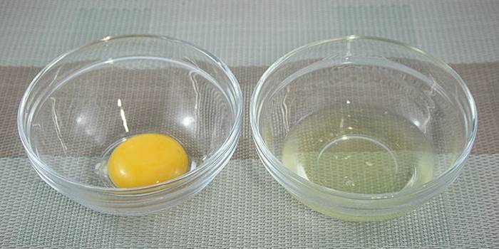 Proteína e gema para máscara