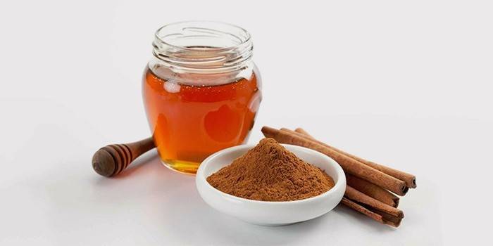 Canela con miel para bajar de peso