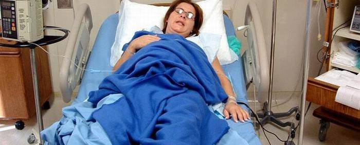 Histeroskopiden sonra hasta hızla iyileşir