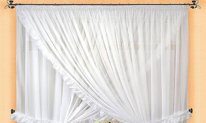 Como fazer cortinas de véu branco?