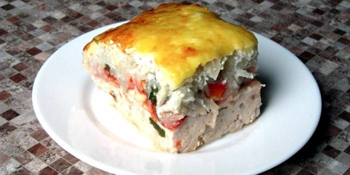 Cazuela de verduras con arroz y pollo.