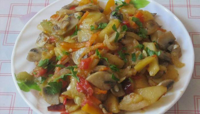 Ziemniaki Z Pieczarkami