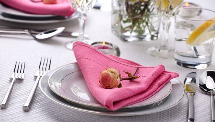 Configuração de mesa de restaurante