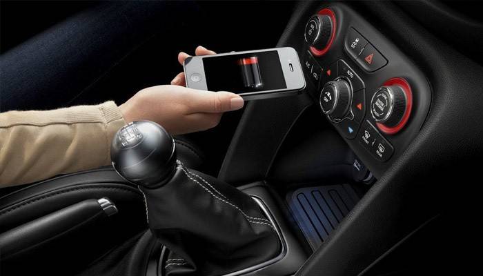 Smartfon nie żyje w samochodzie