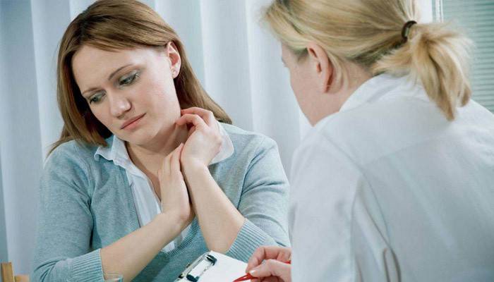 Žena na recepcii u gynekológa