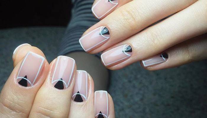 Arte de uñas ligero