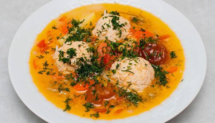 Bela porção de opção de tomate