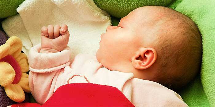 El bebe esta durmiendo