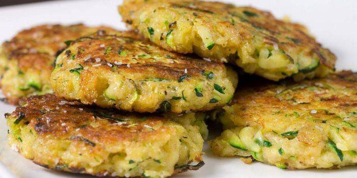 Buñuelos de calabacín con carne
