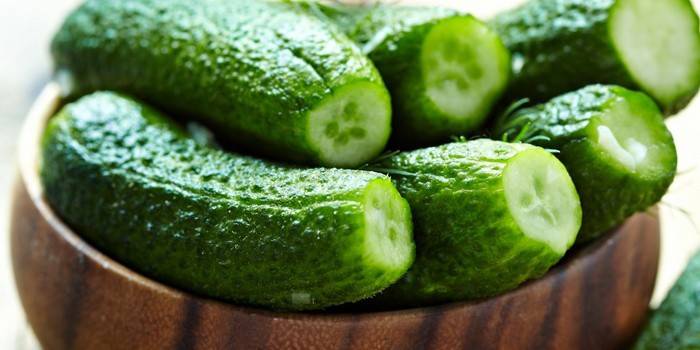 Recept na solené uhorky s octom