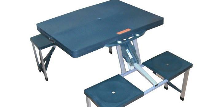 Mesa de campismo dobrável