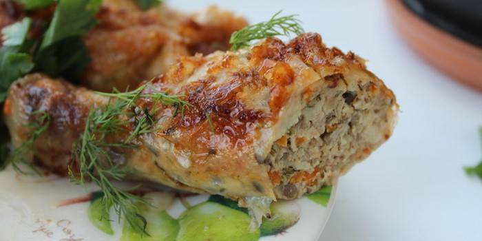 Muslos de pollo rellenos de verduras