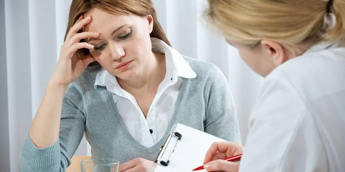 Discusión con un médico sobre los resultados de la prueba de clamidia