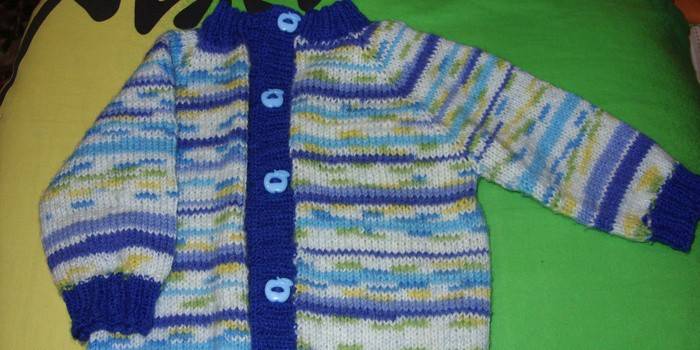 sweter z dzianiny dla chłopca
