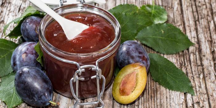 Receta de postre de ciruela multicocina
