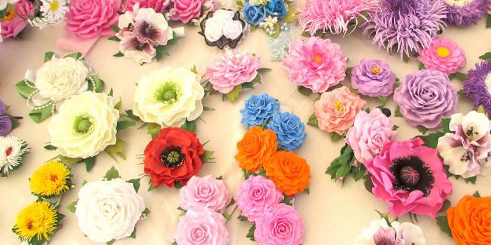 flores de foamiran