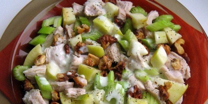 Ensalada de apio con pepino