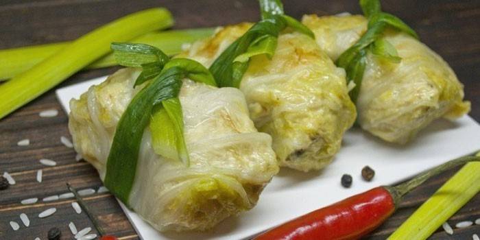 Kapusta v listoch pekingskej kapusty