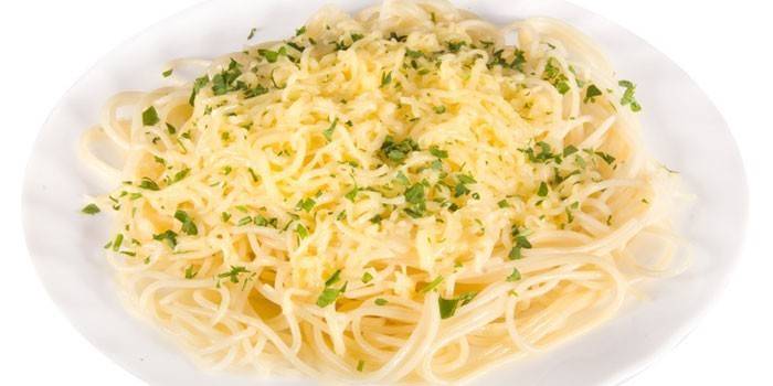 Spaghetti Z Tartym Serem
