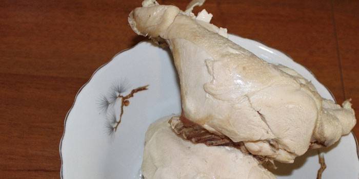 Pollo hervido
