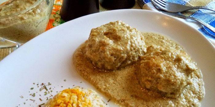 Albóndigas de pavo en salsa de champiñones