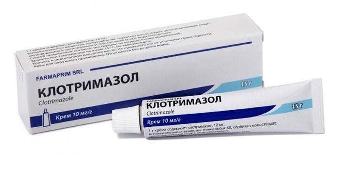 Clotrimazole creme em embalagem