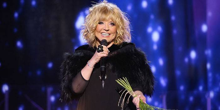 Alla Pugacheva