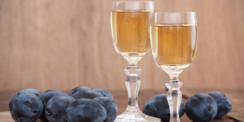 Deserowe wino śliwkowe