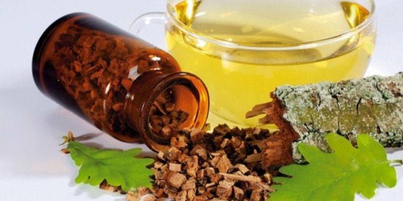 Té verde y corteza de roble