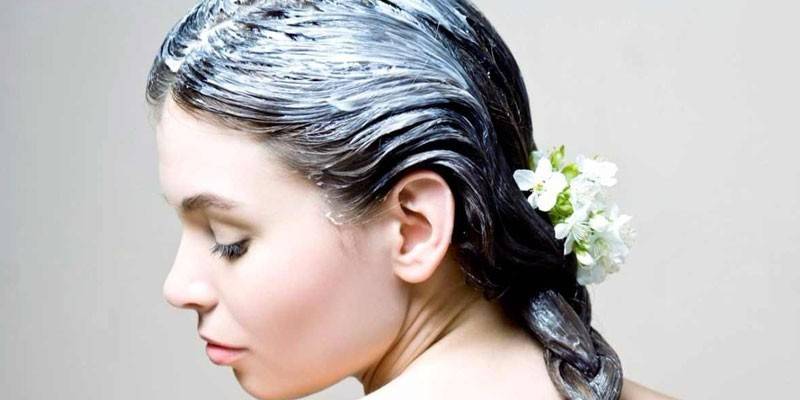 Composición con kéfir para cabello graso