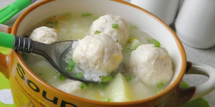  Caldo de pollo