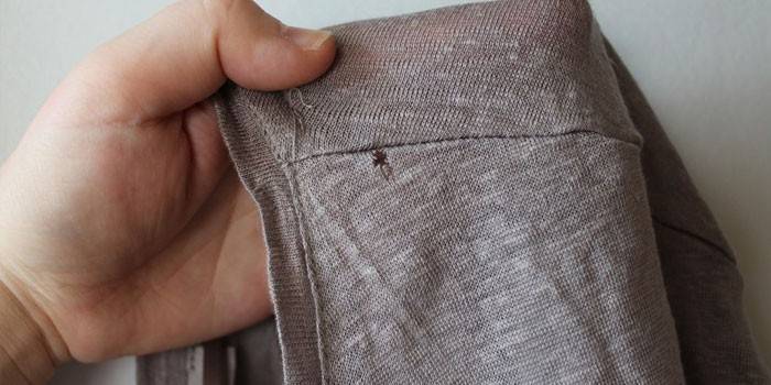 Knit Hole