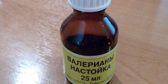 Fľaša valeriánskej tinktúry