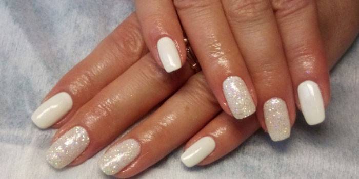 Mãe de casamento de manicure pérola