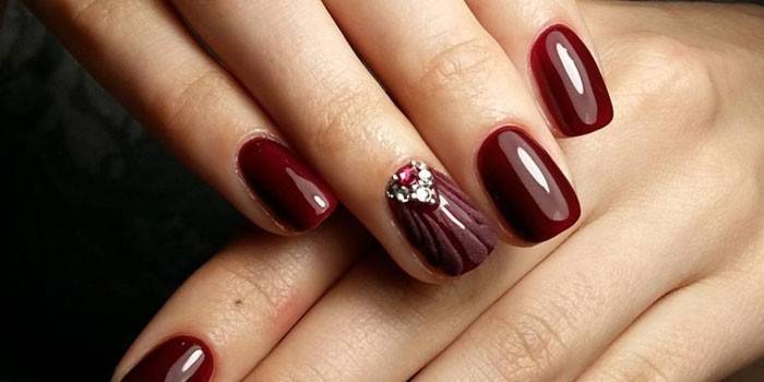 Design de unhas curtas